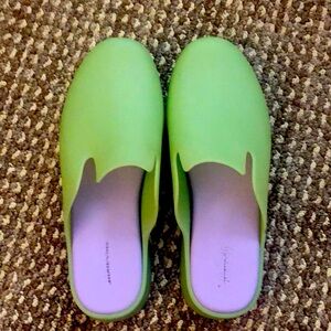 Melissa Zoe Clogs Size 8/Euro 39